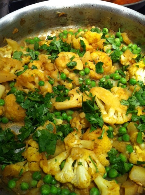 Curried Cauliflower with Peas recipe